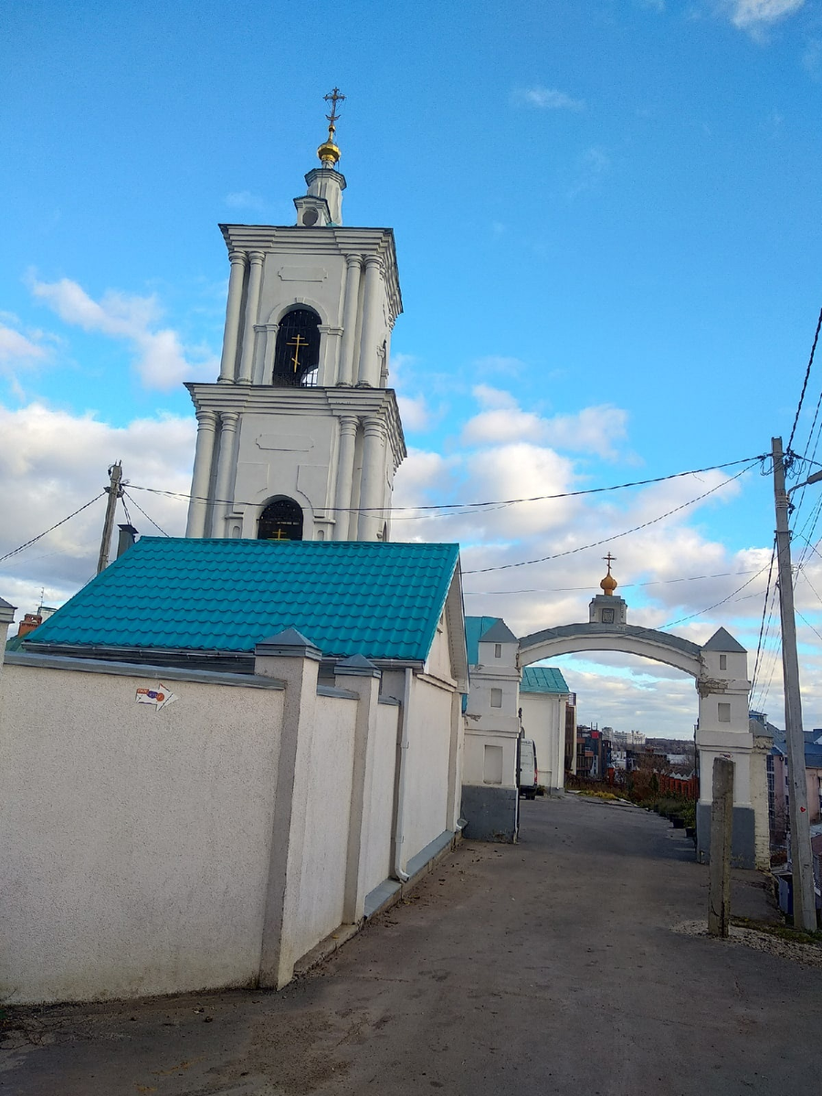 Тихвино-Онуфриевский храм в Фабричном переулке. 13.11.2022.  © Фотограф Семененко А. А. Ссылка обязательна.