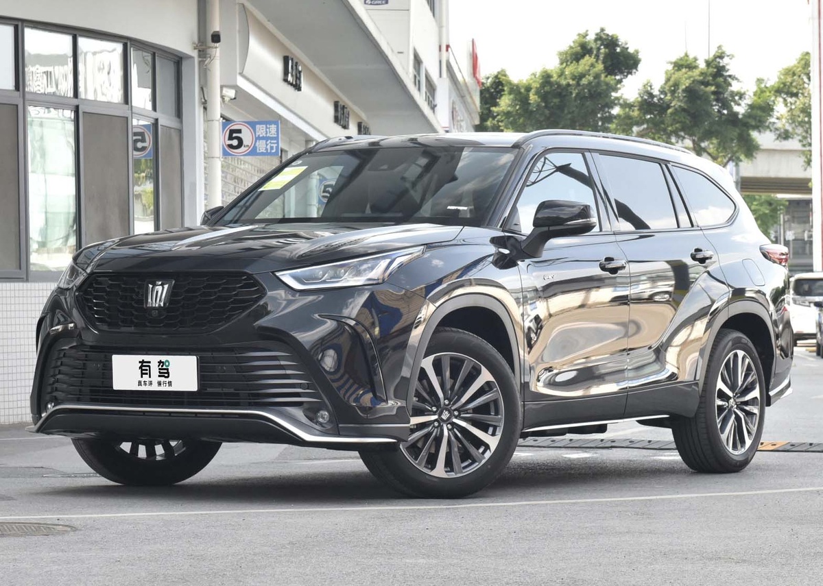 Toyota Crown Kluger
