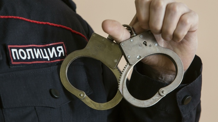 Под Красноярском мать убила 3-летнюю дочь и напала на 8-летнюю из-за мести мужу