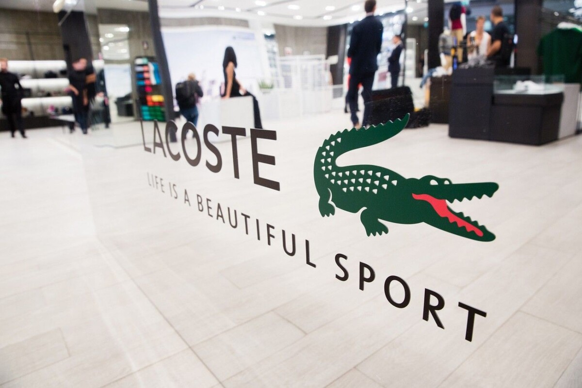 Lacoste объявляет, что жизнь - это красивый спорт, где даже крокодилы знают толк в моде! 