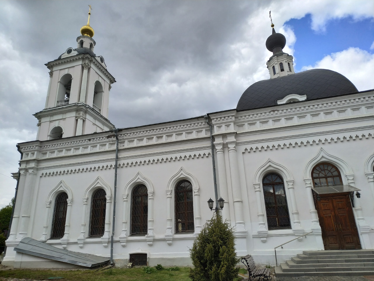 Храм святителя Николая Мирликийского в Покровском перестройки конца XIX века на Бакунинской улице. 08.05.2023. © Фотограф Семененко А. А. Ссылка обязательна.