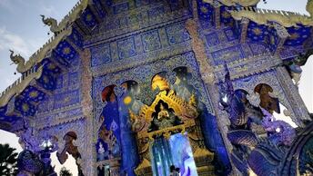 Ват Ронг Суэа Тен известный как Голубой храм