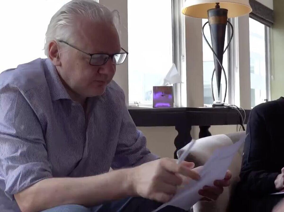    Джулиан Ассанж после освобождения из лондонской тюрьмы© WikiLeaks/X