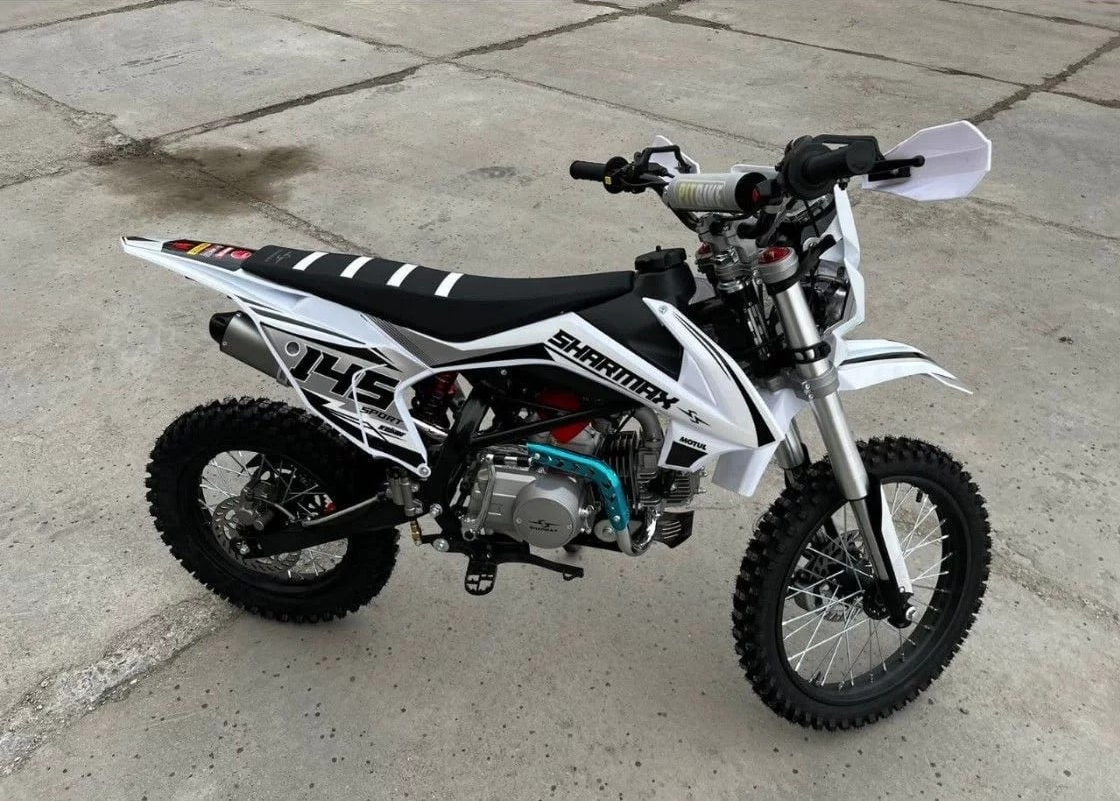 SHARMAX Motors Sport 145 — российский питбайк