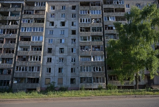    Последствия обстрела ВСУ Первомайска в ЛНР