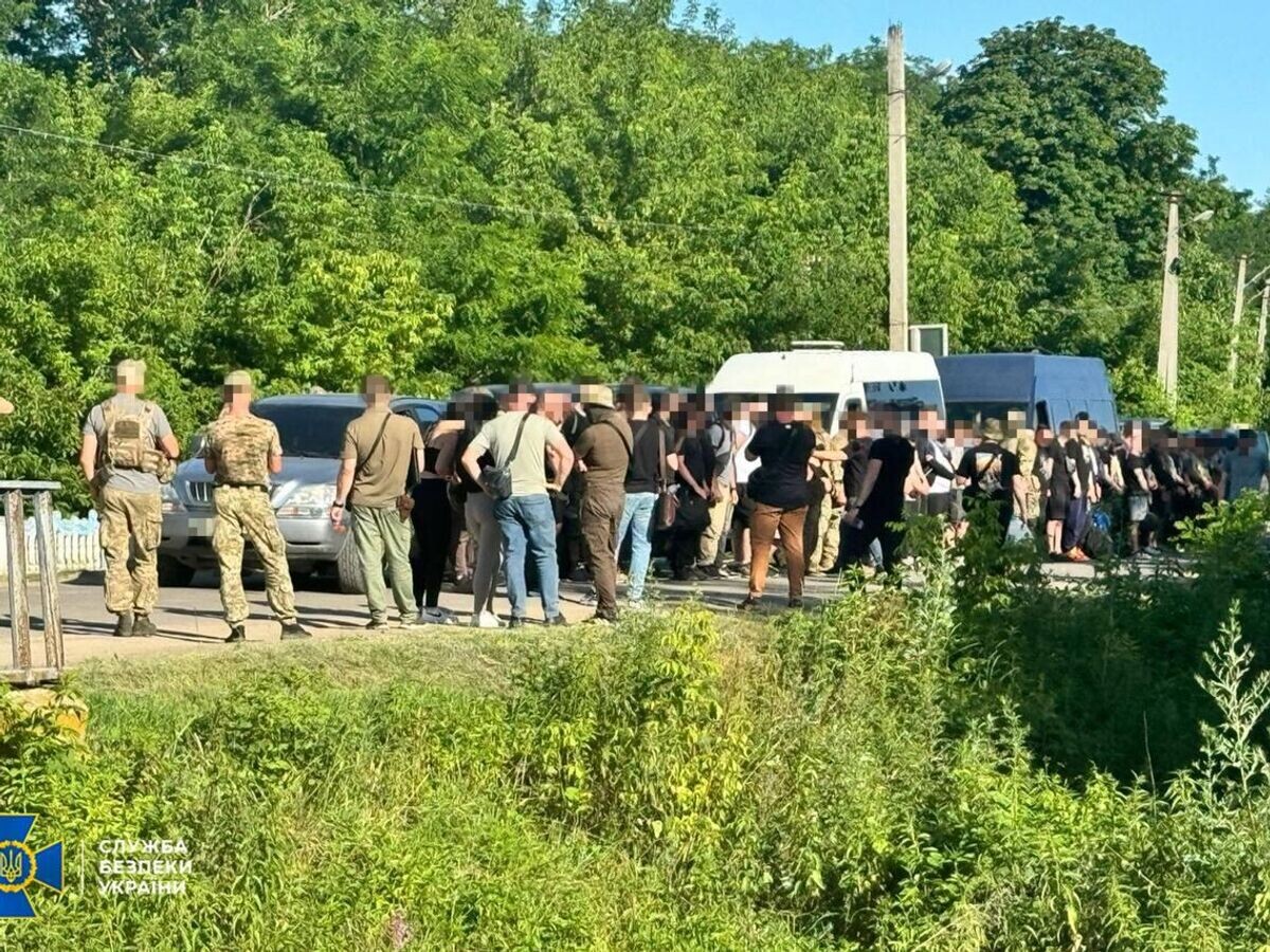    Задержание военнообязанных мужчинам в Одесской области© Фото : СБУ
