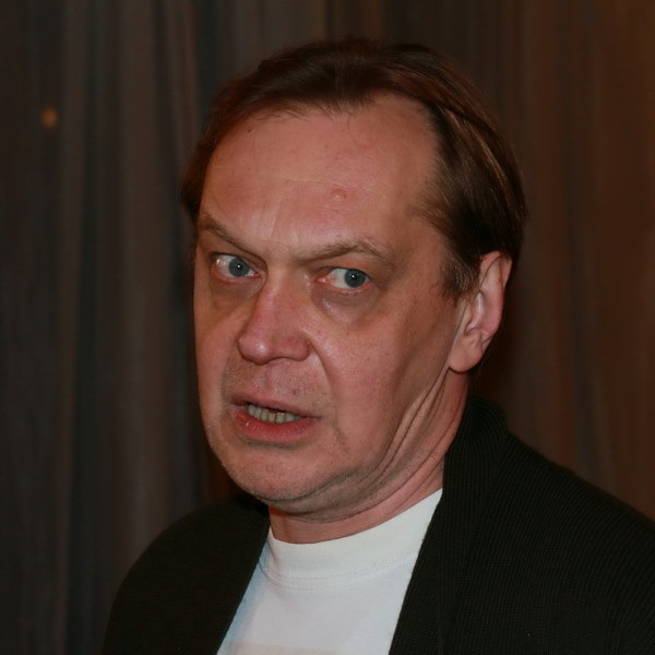     Михаил Горевой назвал онлайн-обучение актерскому мастерству «адской дикостью»