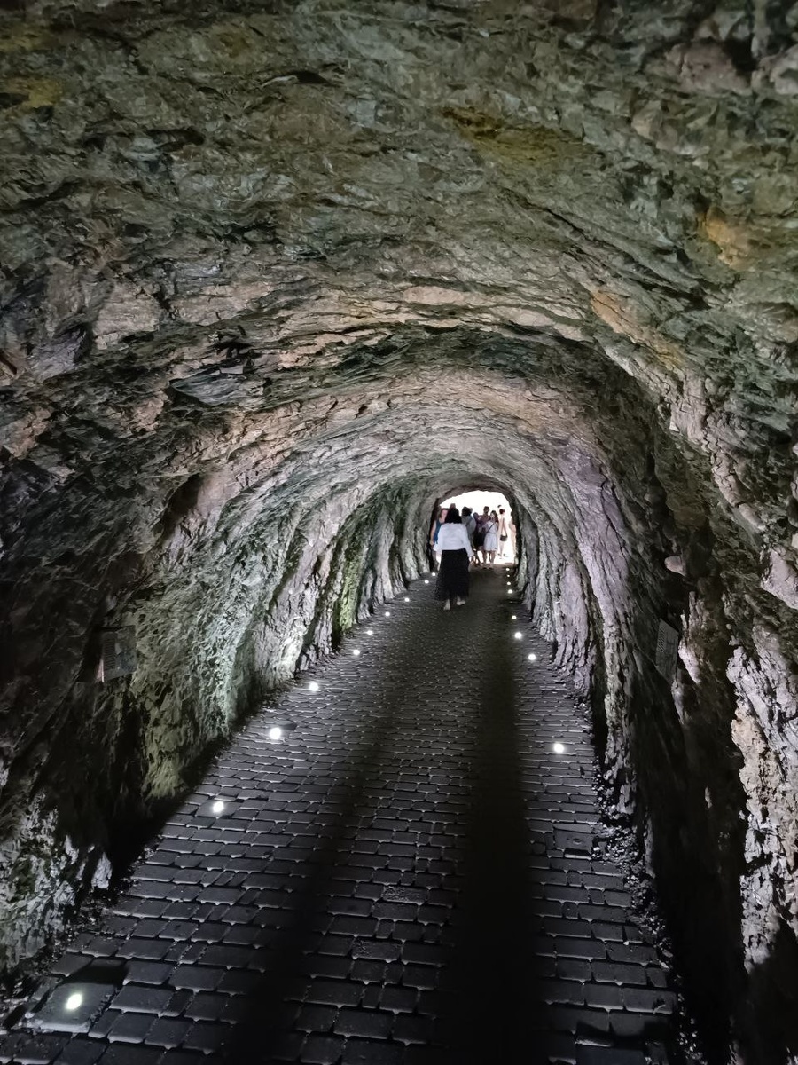 Путь к подземному озеру