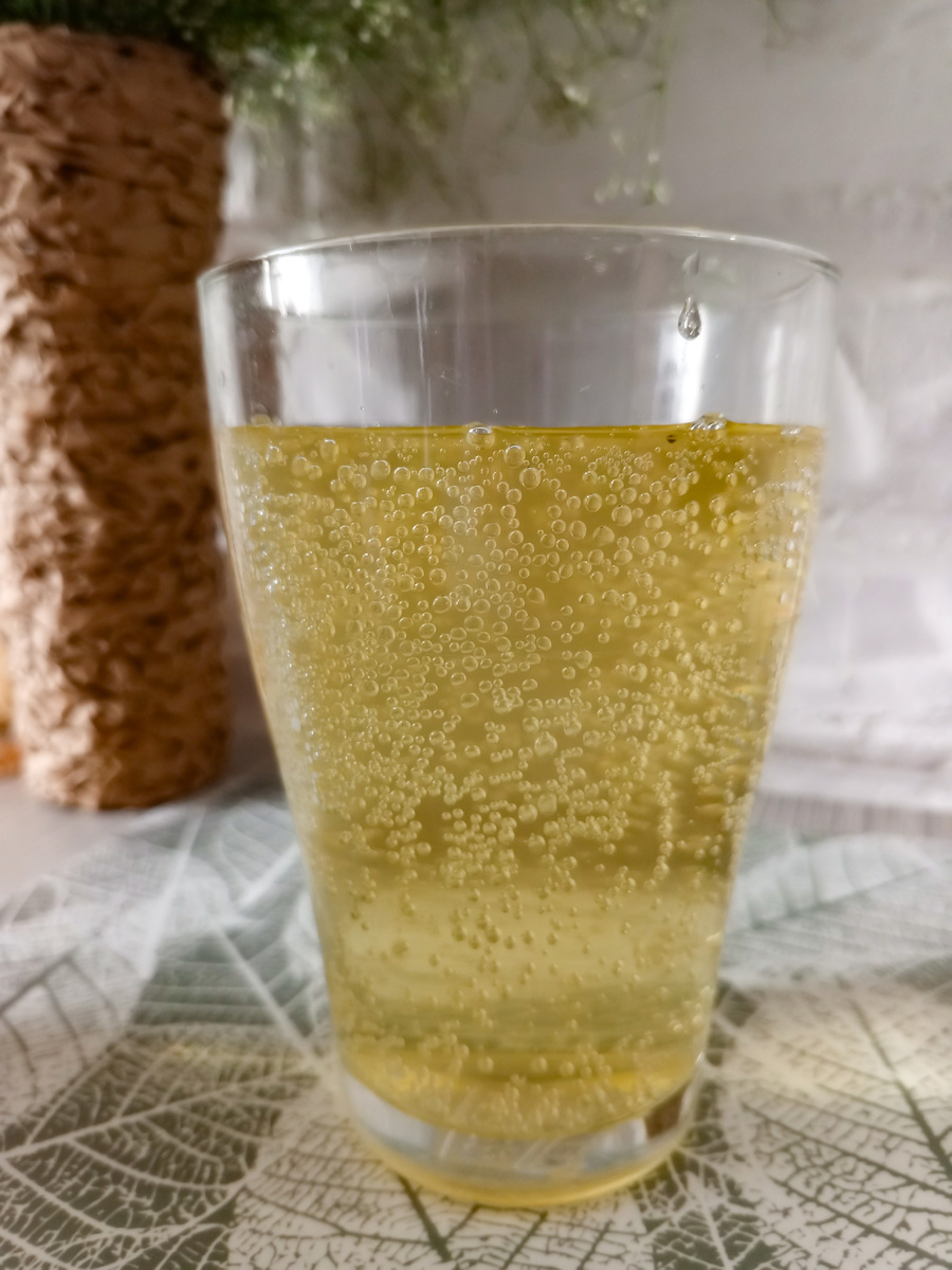 У нас мгновенно улетает. 