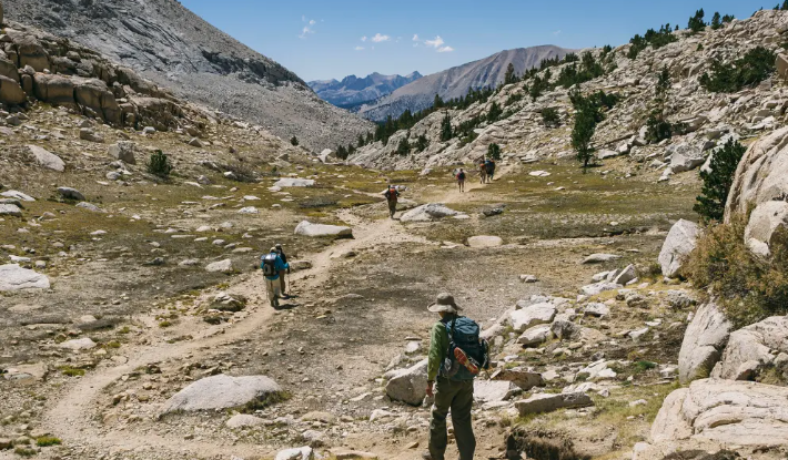 ЛЮБИТЕЛЬНИЦА ХАЙКИНГА ПЕРЕСТАЛА ЧУВСТВОВАТЬ НОГИ ВО ВРЕМЯ ОЧЕРЕДНОГО ПОХОДА В ГОРЫ. ФОТО: NYPOST.COM