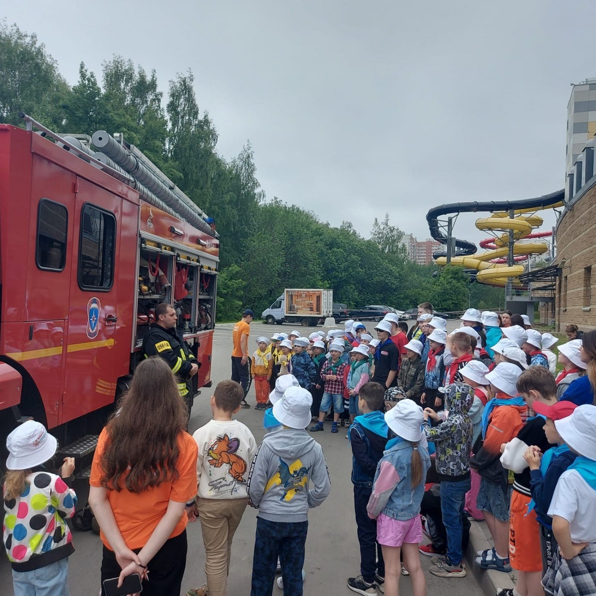 Листайте вправо, чтобы увидеть больше изображений