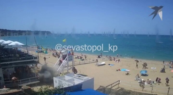    В сети появилось видео удара ВСУ по пляжу в Севастополе