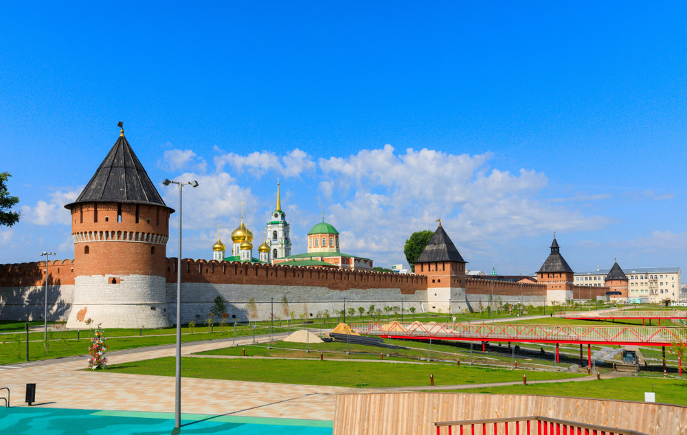 ©Mikhail Starodubov/Shutterstock