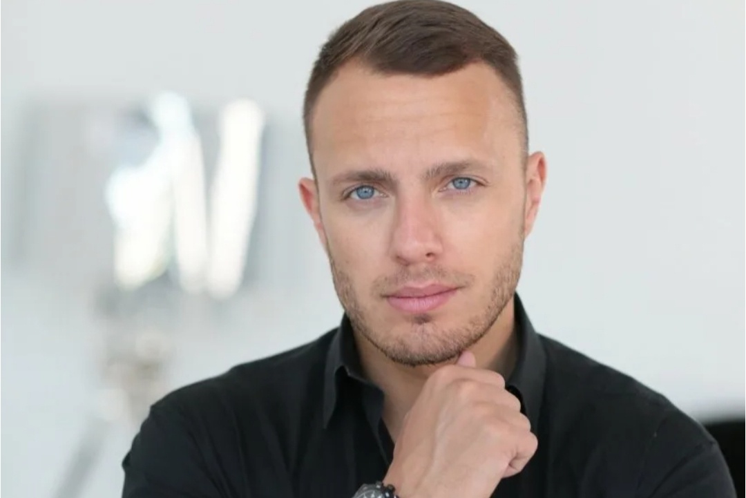 На фото Тимур Соловьев 