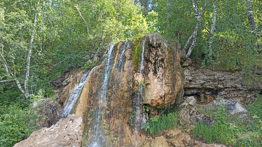 Водопад ''Плакун'' на Среднем Урале