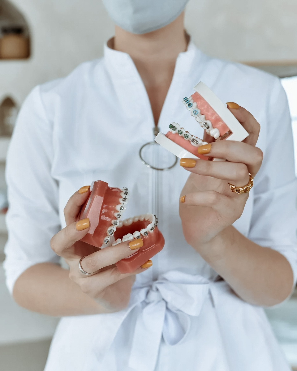 Стоматология ДИВИЯ Краснодар. ДЕРЯГИНА Екатерина Дмитриевна. Стоматолог  - терапевт, ортодонт. 