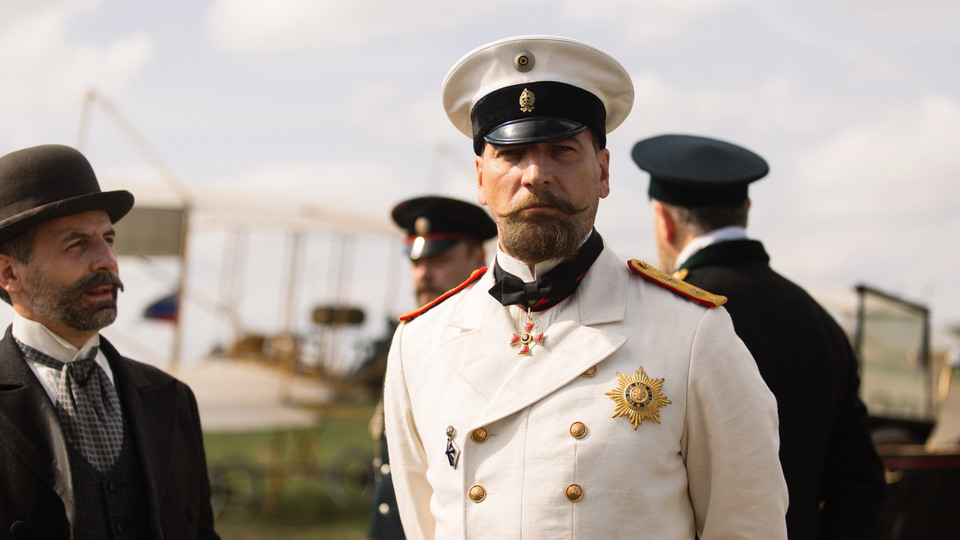 На фестивале «Пилот», который прошел в Иванове, стриминги и телеканалы не только показали свои сериалы (все 15 проектов конкурсной программы мы описали тут), но еще и анонсировали другие проекты в...-14