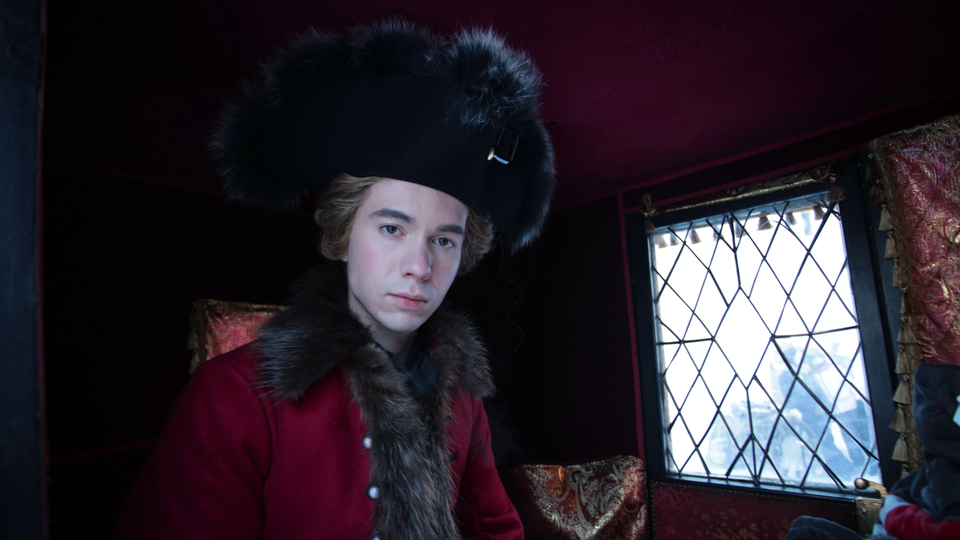 На фестивале «Пилот», который прошел в Иванове, стриминги и телеканалы не только показали свои сериалы (все 15 проектов конкурсной программы мы описали тут), но еще и анонсировали другие проекты в...-13