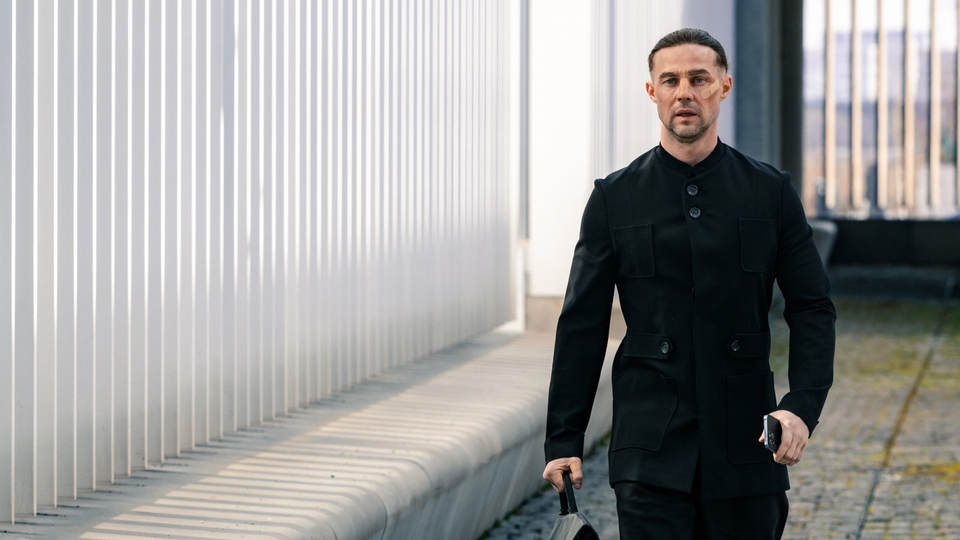 На фестивале «Пилот», который прошел в Иванове, стриминги и телеканалы не только показали свои сериалы (все 15 проектов конкурсной программы мы описали тут), но еще и анонсировали другие проекты в...-8