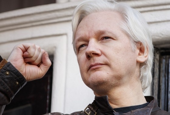    Джулиан Ассанж