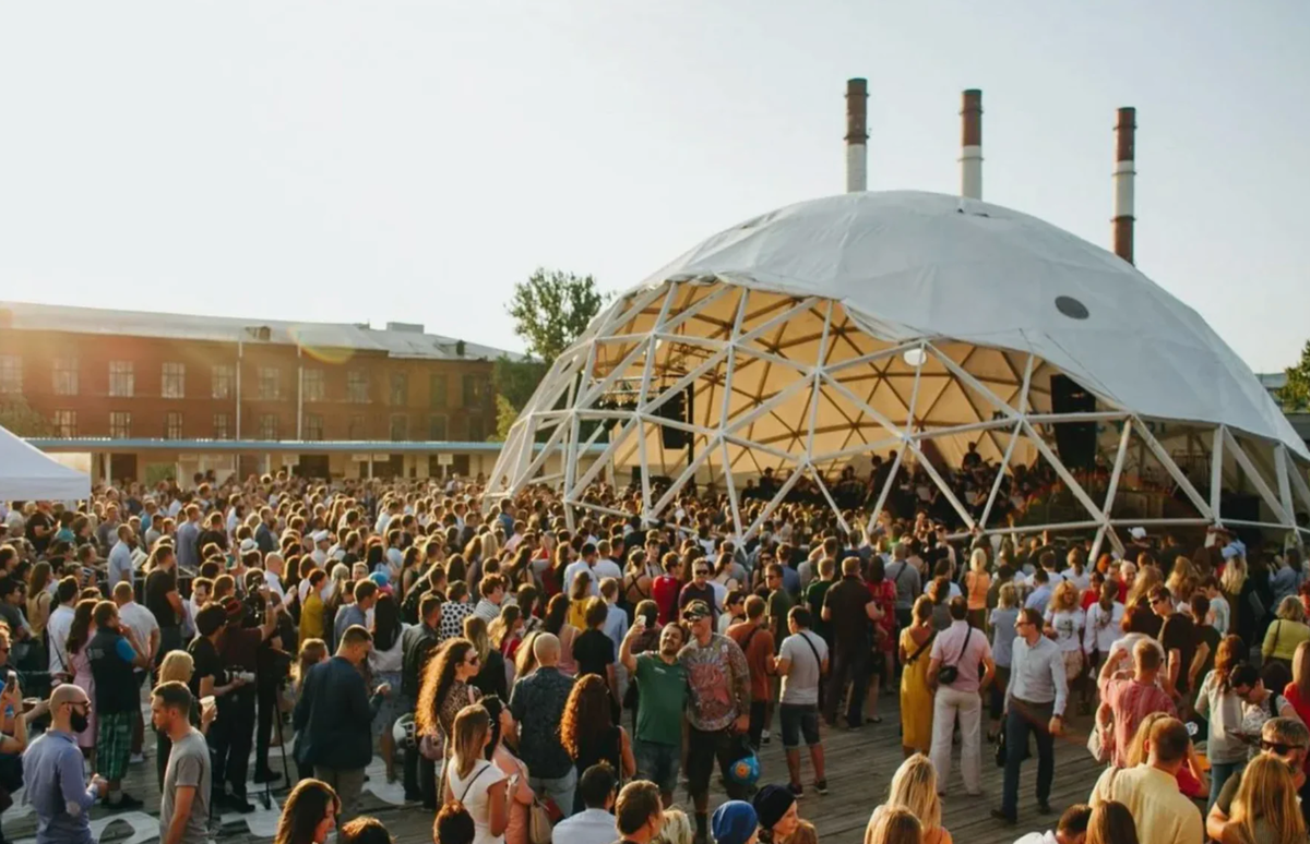 Roof place в Санкт-Петербурге