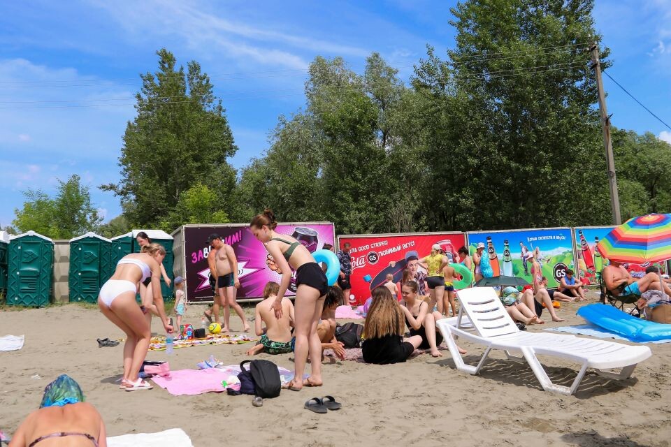    "Городской" пляж Барнаула . Источник: Виталий Барабаш