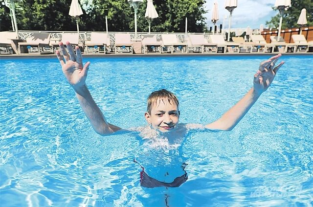    В Москве много бесплатных развлечений: можно гулять весь день и потратиться только на еду. И это тоже полюбили туристы. Фото:  АиФ/ Игорь Харитонов