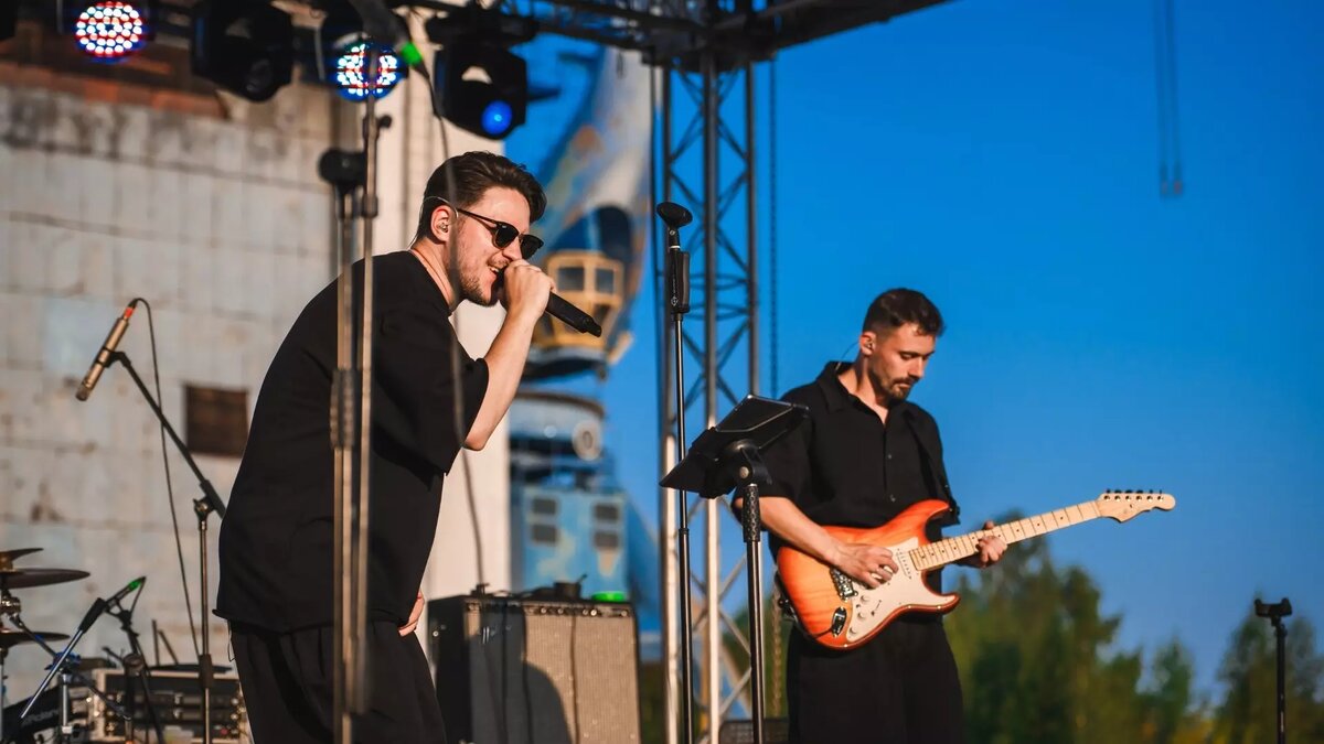     Источник: Музыкальный фестиваль «Причал»