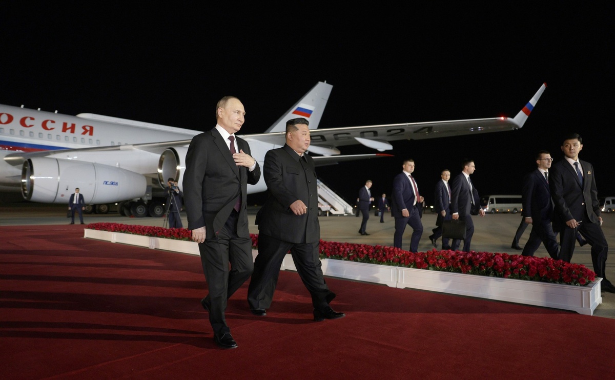Ким Чен Ын лично встречает Путина в аэропорту Пхеньяна, 19 июня 2024. Фото: http://kremlin.ru