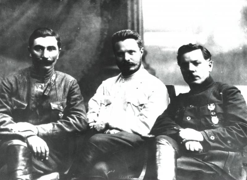 С. Буденный, М. Фрунзе и К. Ворошилов, 1922 год. фото из rg.ru