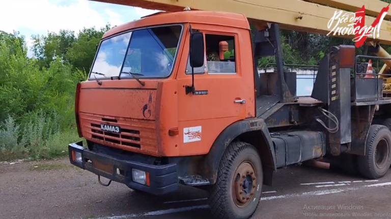    Из Оренбурга бойцам СВО передали КамАЗ и трал Марина Шарт