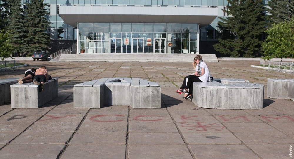 Сесть на власть. Арт-объект Николая Ридного в Перми