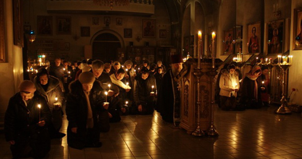 Что означает молитва в православии?