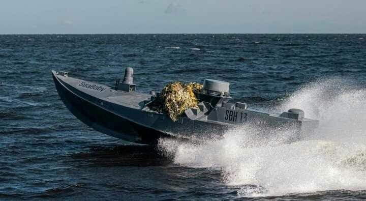 Украинские морские беспилотники сменили тактику и теперь занимаются активной постановкой донных мин на маршрутах, по которым ходят наши военные корабли.-2