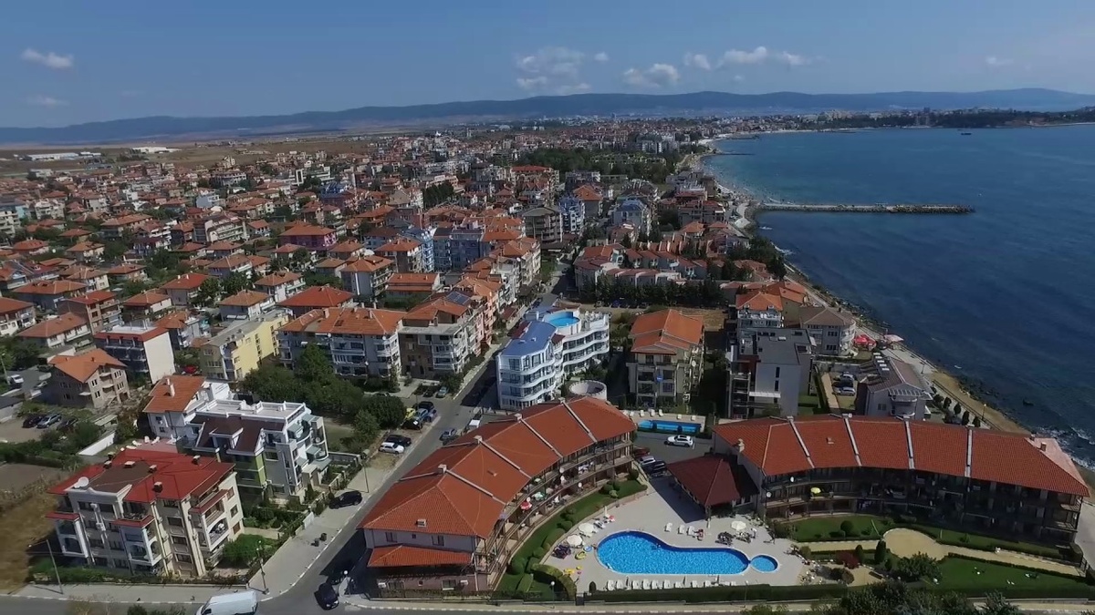 село Равда