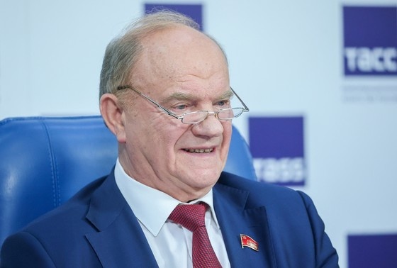    Председатель партии КПРФ Геннадий Зюганов