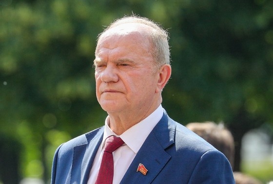    Геннадий Зюганов