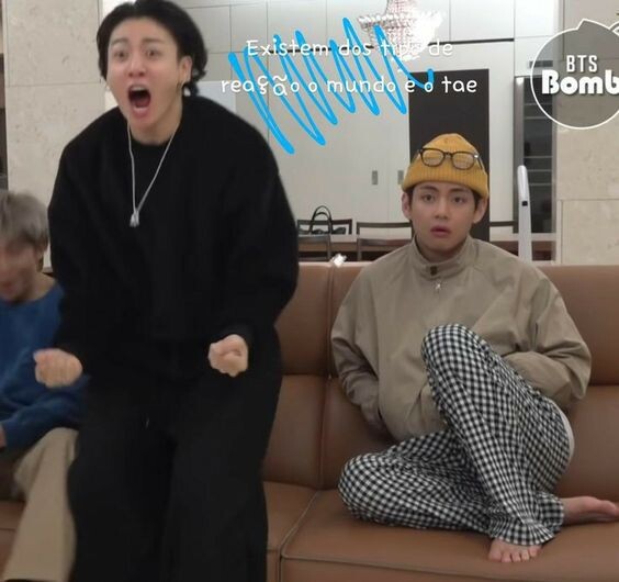 Чимин : ОН ЕЁ ПОЦЕЛОВАЛ!!!!!             Те:  ... он её поцеловал ...