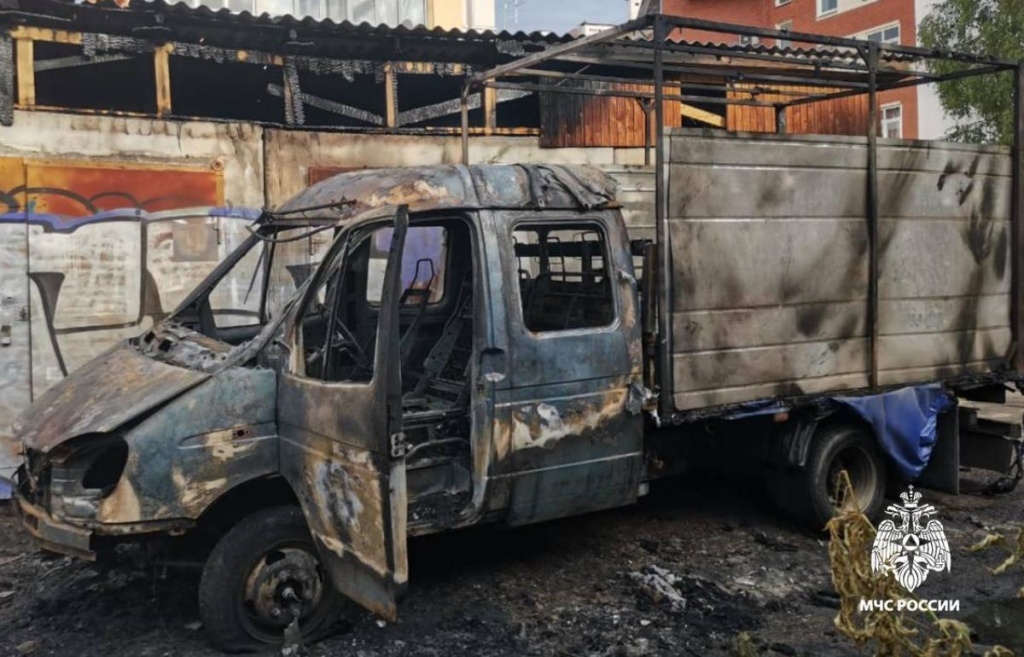 Сегодня в центре Твери сожгли «ГАЗель»