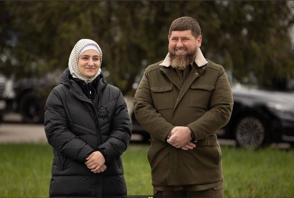    Старшая дочь Рамзана Кадырова, Айшат, вышла замуж в 2017 году. Фото: t.me/kadyrovaaysha