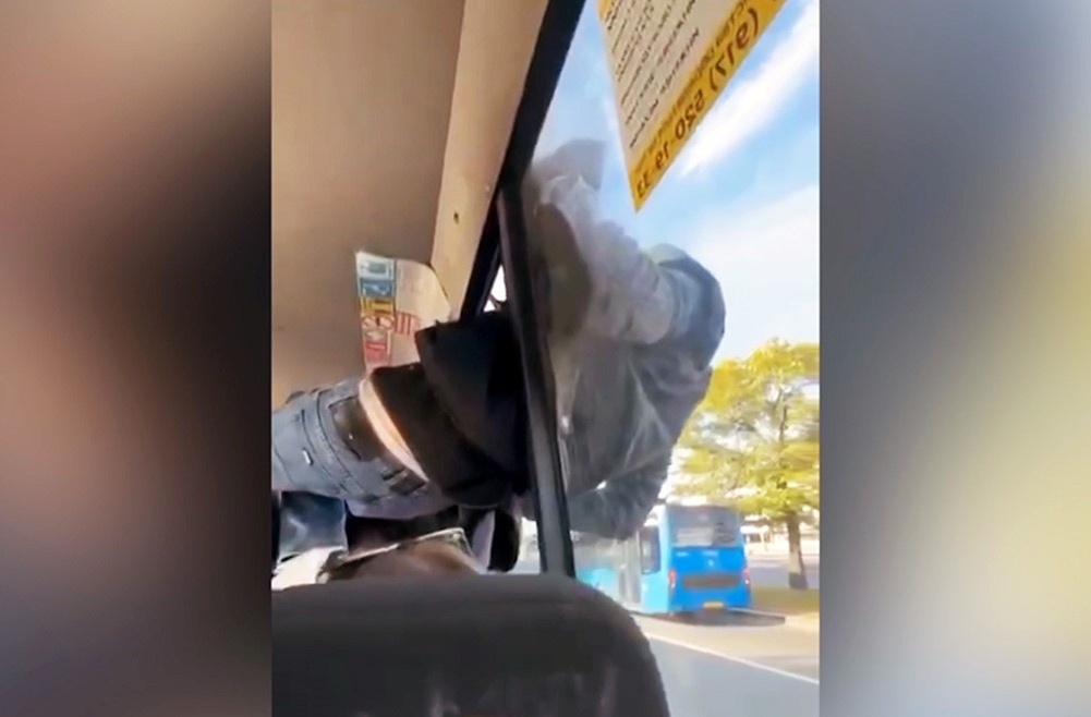 Парень совершил кражу и попытался скрыться с места преступления. Его снимать можно!