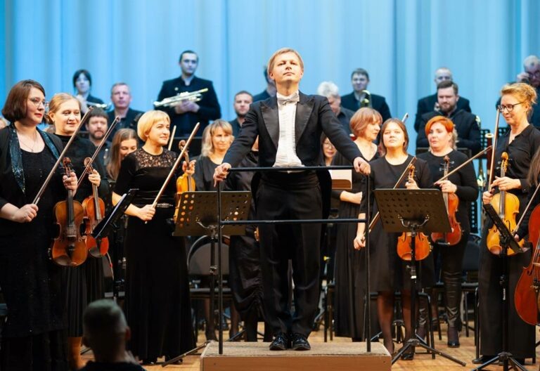    Фестиваль академической музыки «Симфония Бузулукского бора» откроет оркестр из Тольятти Кристина Просвиркина