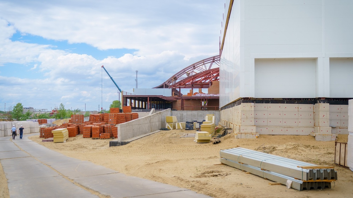    Строительство многофункционального спортивного комплекса в Нефтеюганске идёт по плану