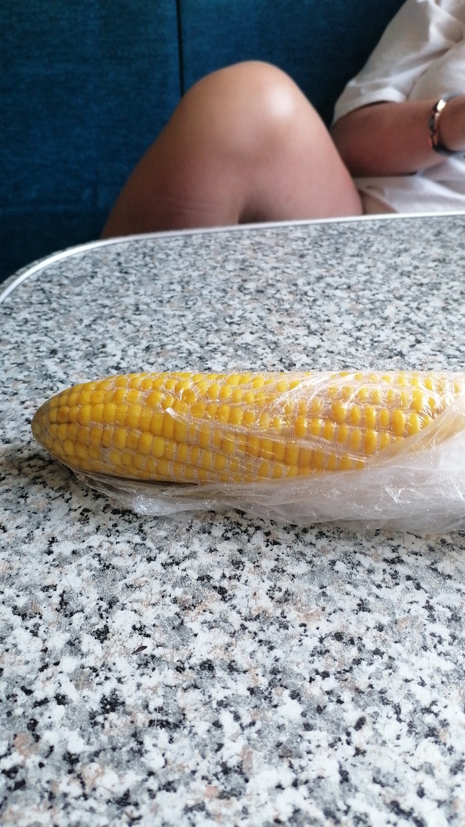 В купе с кукурузой