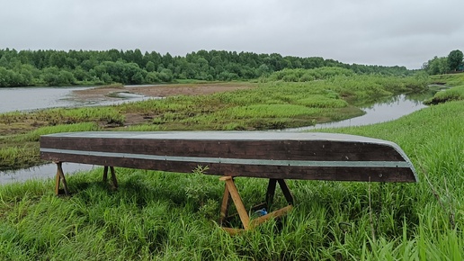 На огороде всё пучком. Поставил лодку на козла