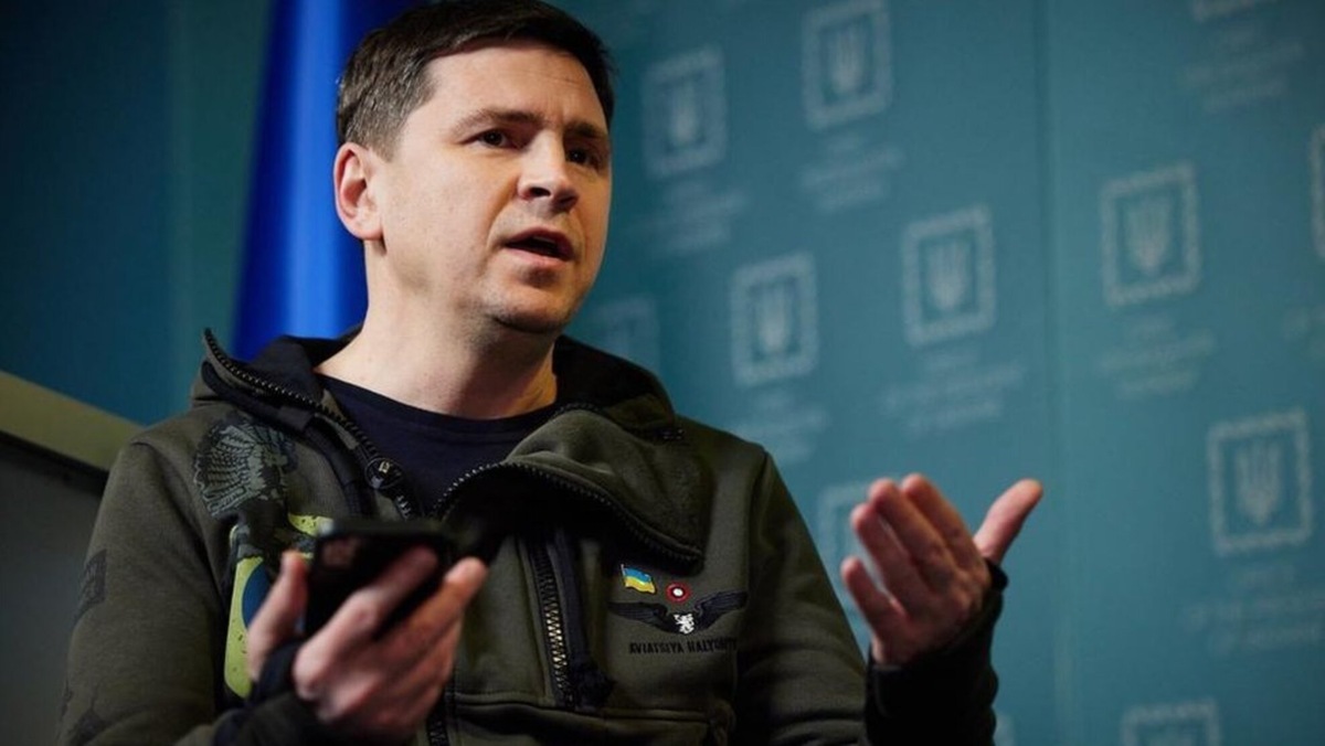 Глава ДНР заявил о страхе Зеленского "получить пулю в спину" - РБК