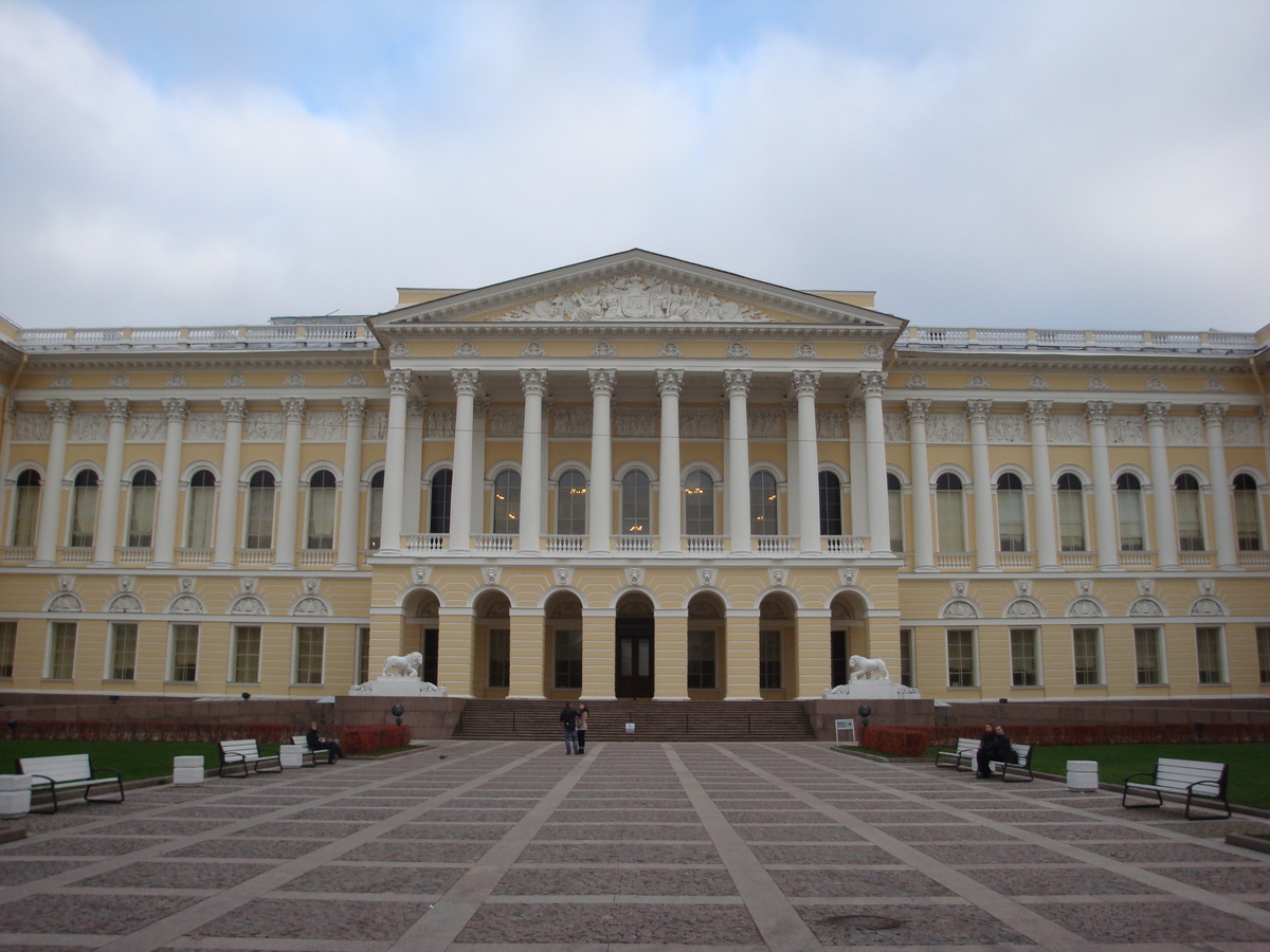 Октябрь 2011. © Фотограф Семененко А. А. Ссылка обязательна.