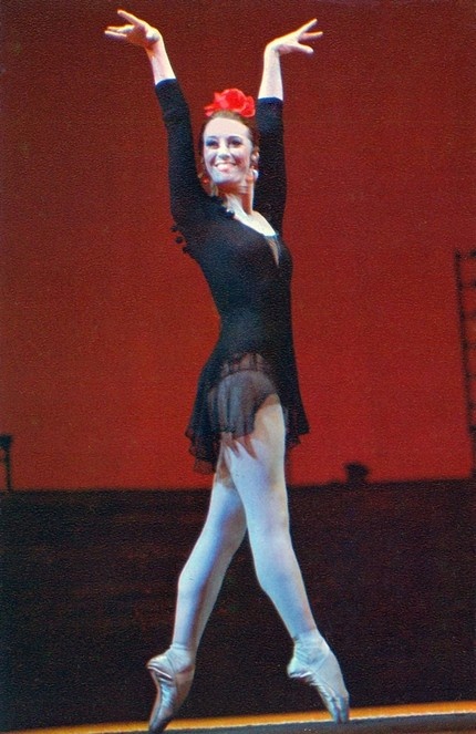 Майя Плисецкая в роли Кармен.