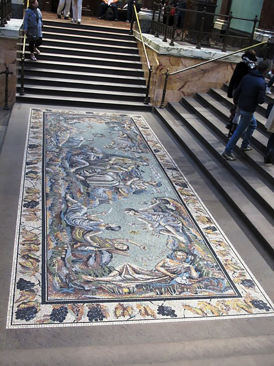 Мозаики при входе в Национальную галерею в Лондоне
Mike Quinn (CC BY-SA 2.0)