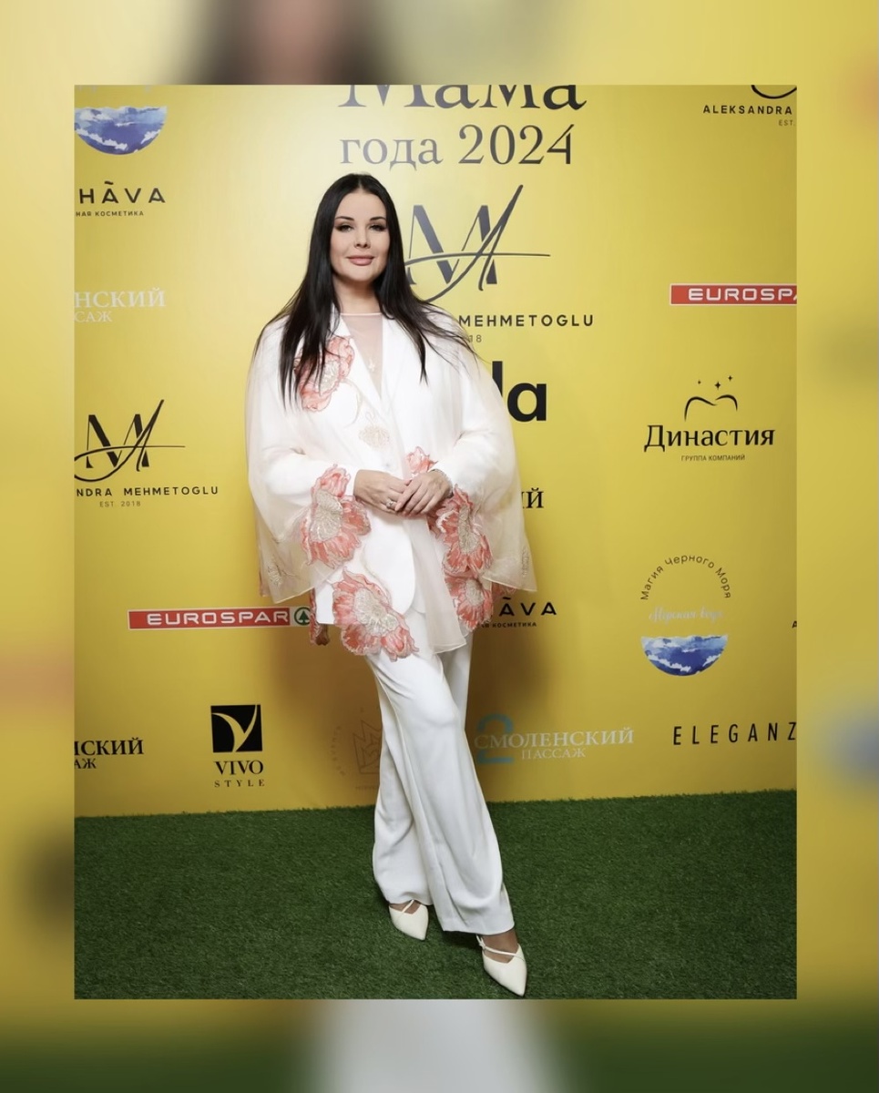 Прекрасная Оксана Фёдорова.